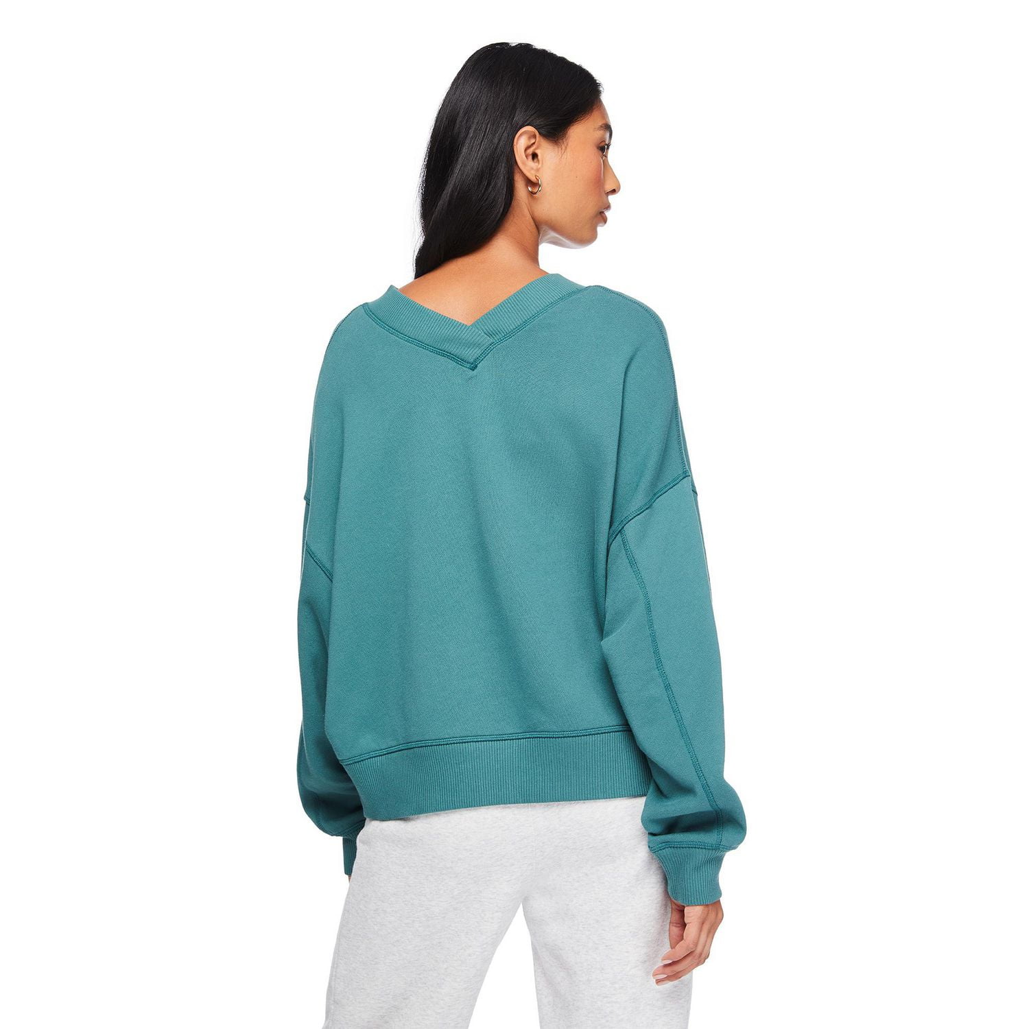 No Boundaries Women's Oversized V-Neckline Popover