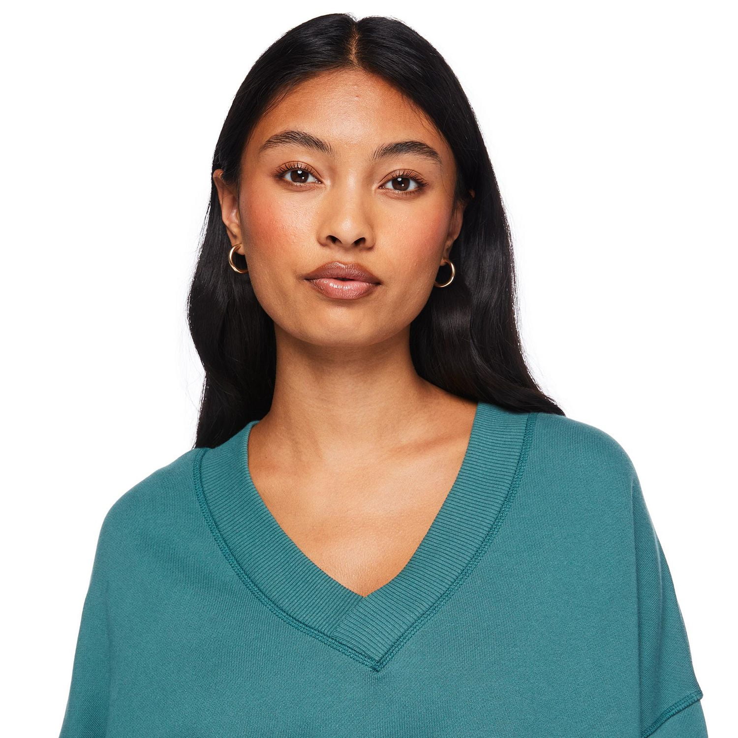 No Boundaries Women's Oversized V-Neckline Popover