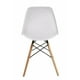 Chaise blanche Eames de Nicer Furniture aux jambes en bois – image 4 sur 5
