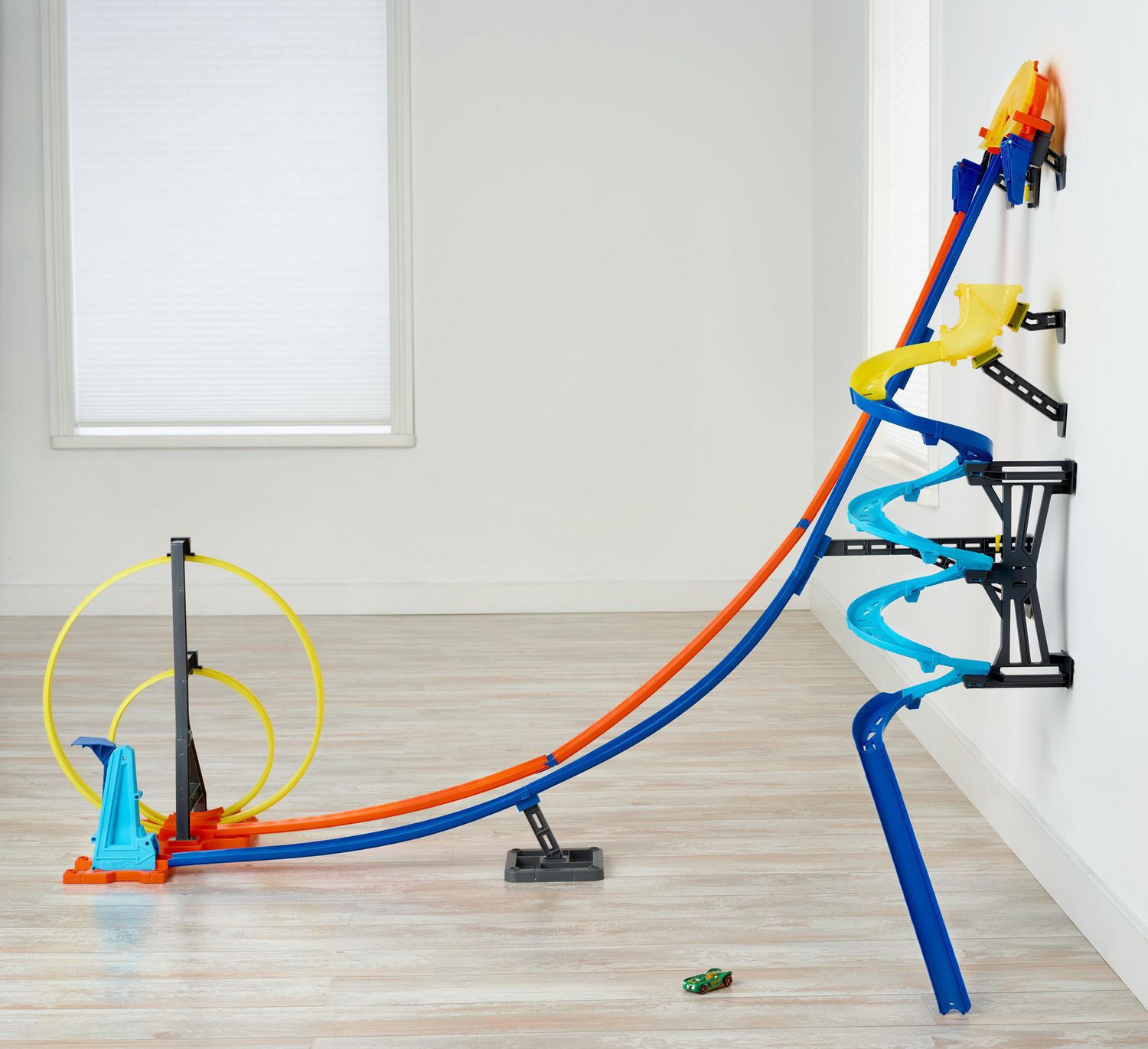 Hot Wheels Track Builder Vertical Launch Kit with 3-Configurations 