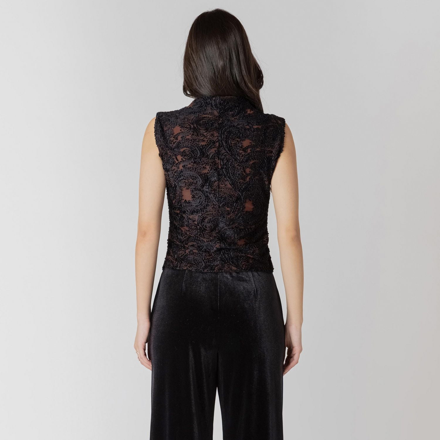 Devoted mock neck sleeveless top