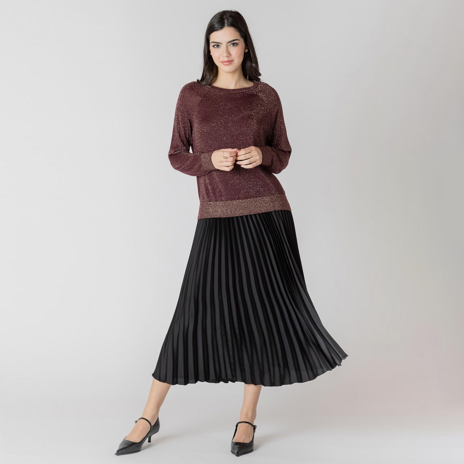 Devoted pleated midi skirt with elastic waist