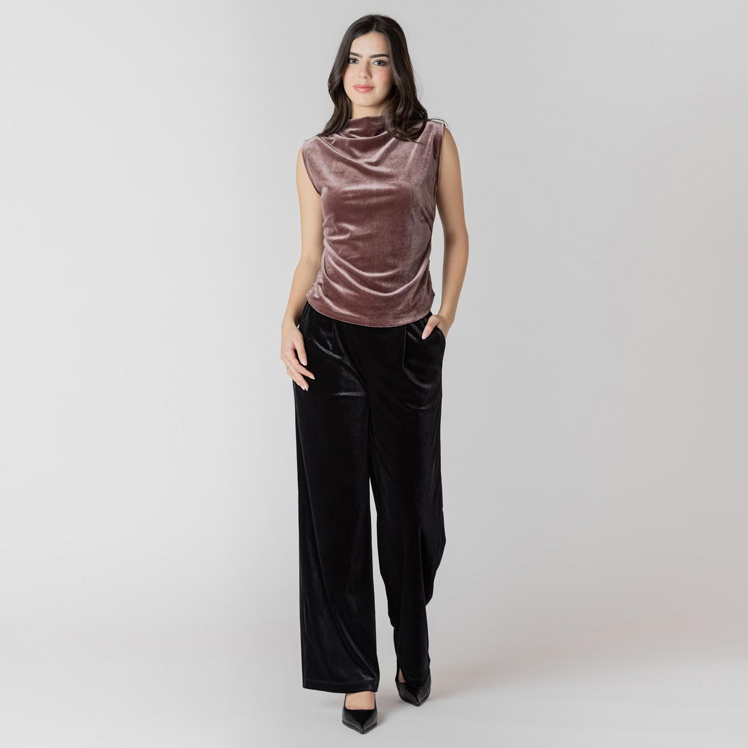 Devoted mock neck sleeveless top