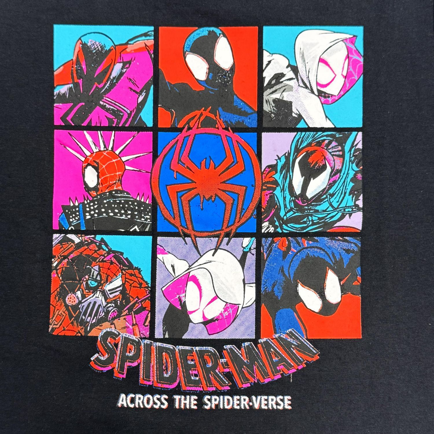 T-shirt à manches courtes avec affiche Spider-Man à travers Spider-verse Tailles: TP-TG