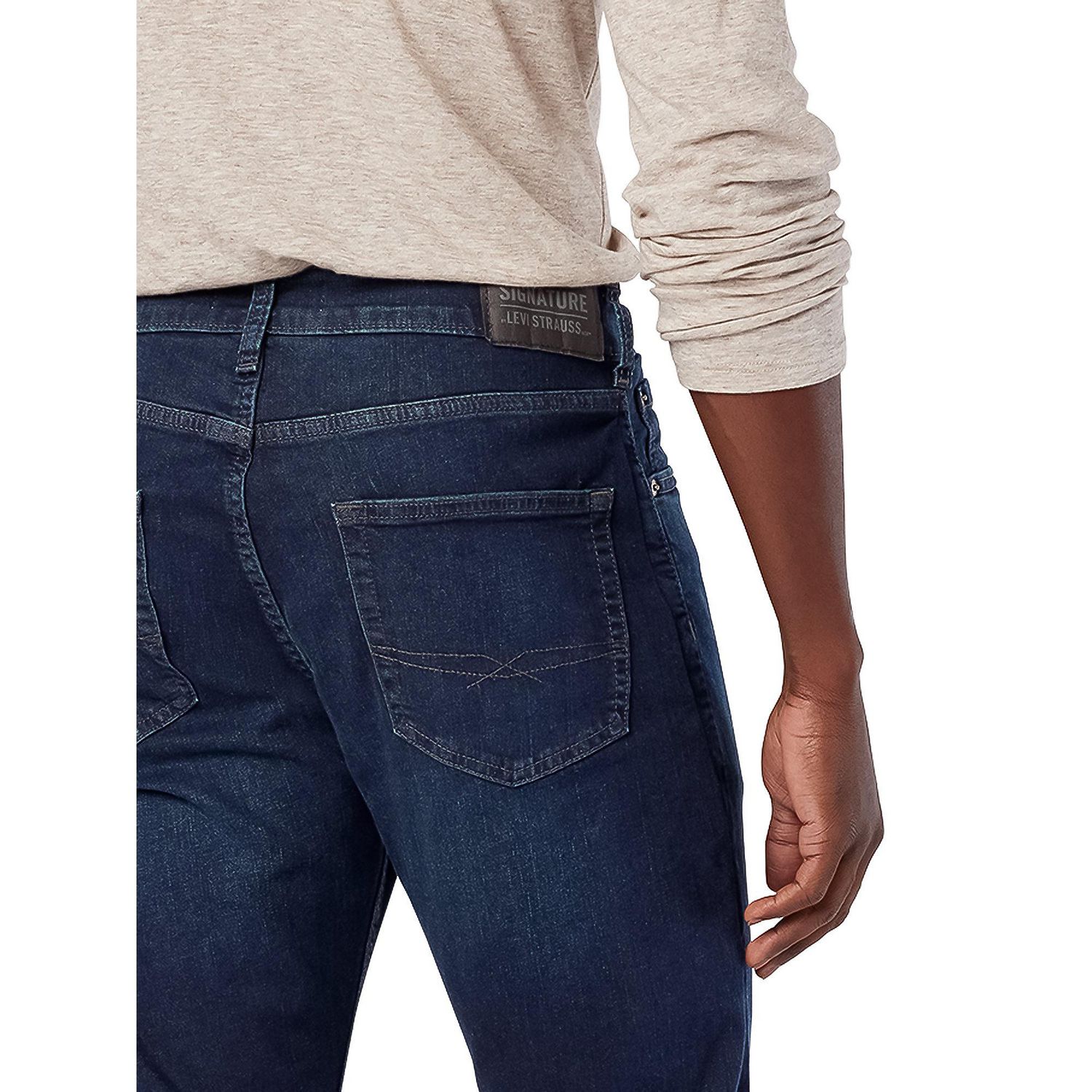 Signature by Levi Strauss & Co.® Men's Regular Fit Taper Jeans