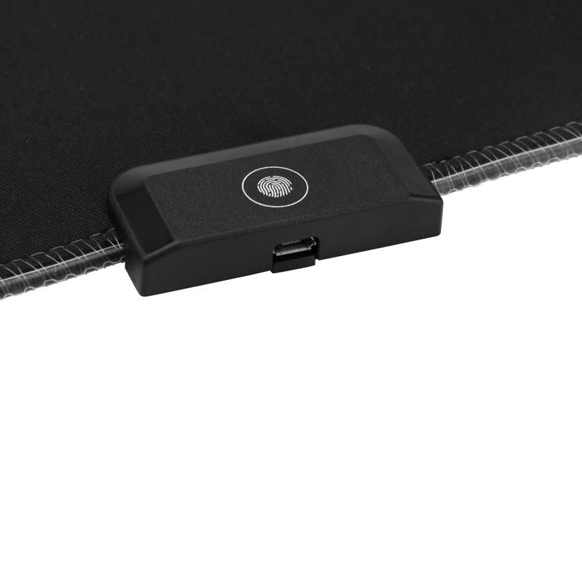 blackweb USB 2.0 Plug and Play Edge-lit Large Gaming Mouse Pad (BWA21HO026C  Black)