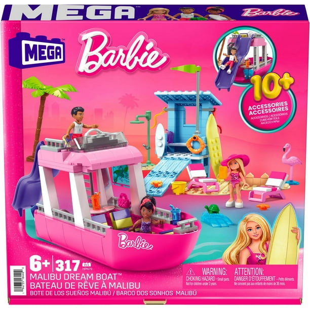 Barbie Sur Un Bateau Rose Dans La Mer