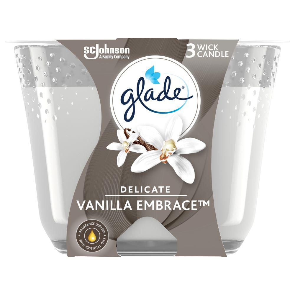 Glade 3Wick Candle Delicate Vanilla Embrace, Quickly Fills Rooms With