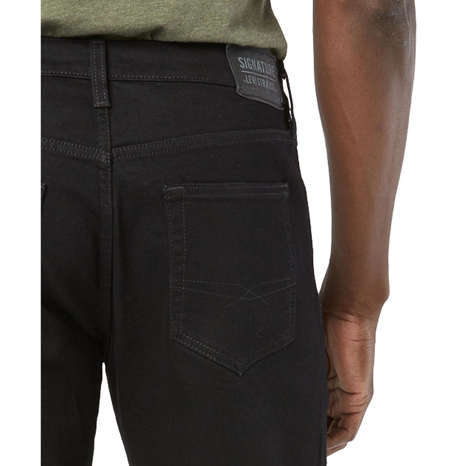 Levi Strauss Signature Men s Athletic Fit Jeans Available sizes 29 42