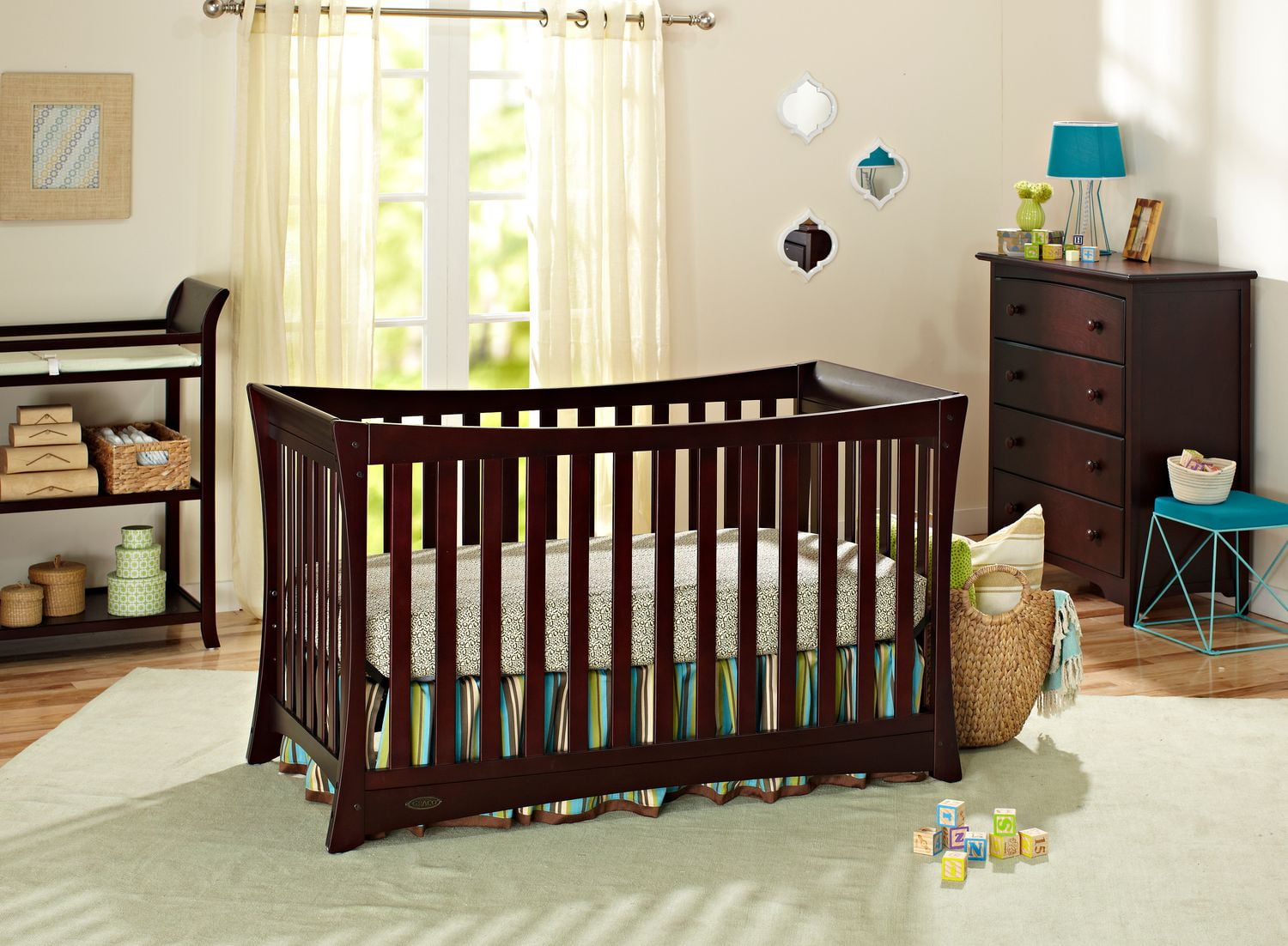 Graco Tatum 4-in-1 Convertible Crib | Walmart Canada Graco Tatum 4-in-1 Convertible Crib | Walmart Canada