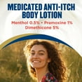 thumbnail image 4 of Gold Bond Medicated Lotion anti-démangeaison, flacon de 155 ml, lotion pour les mains et le corps à base d'aloès, de vitamine E et B5 qui hydrate et soulage les démangeaisons associées aux brûlures, coupures et éraflures superficielles, 4 of 6
