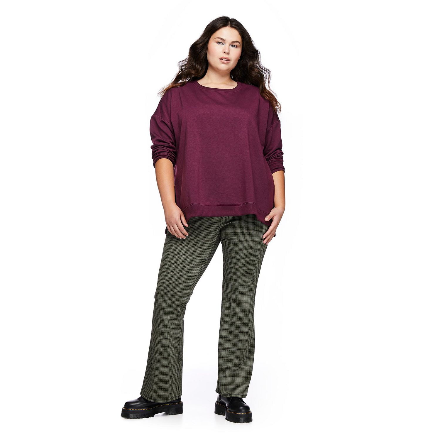 Harper + Zoe Plus Women's Oversized Side Slit Sweatshirt