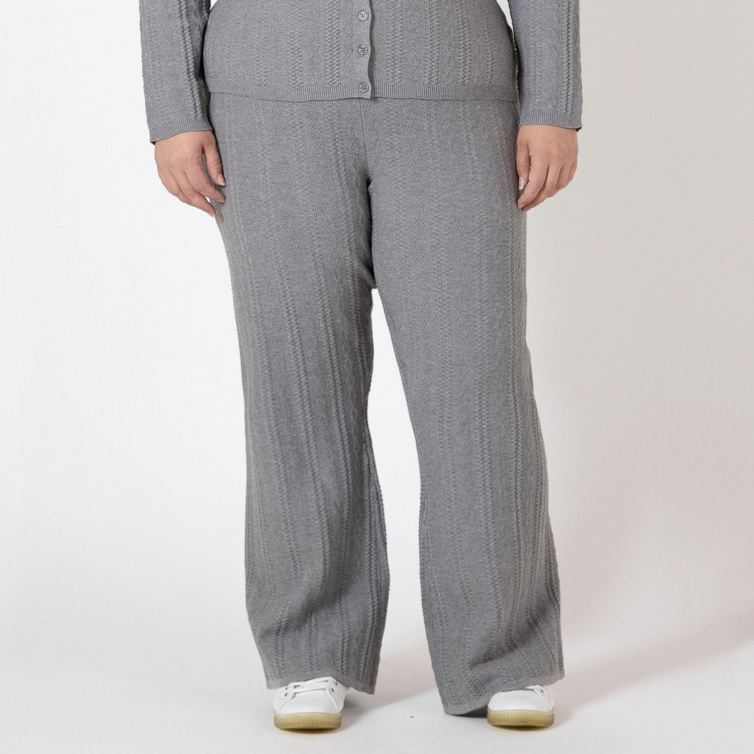 Devoted cable knit pants