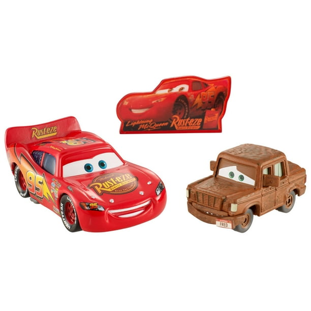 Disney/Pixar Les Bagnoles – Véhicules en métal moulé Lightning McQueen avec affiche en aggloméré et Fred