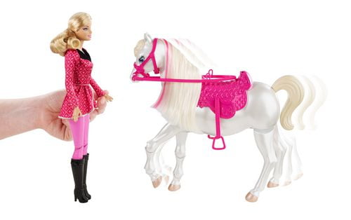 Poupee Barbie et son cheval de concours Walmart