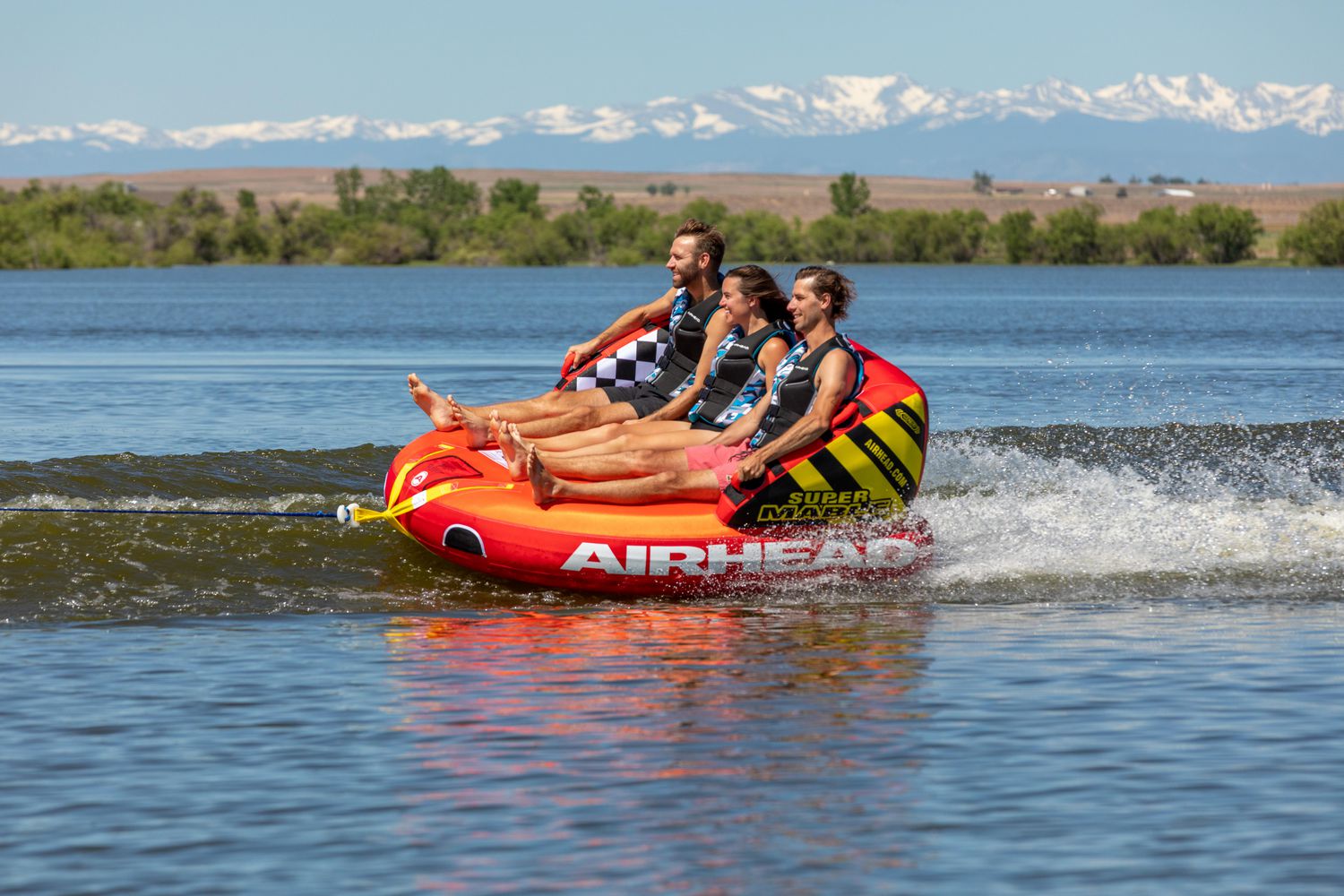 Airhead Super Mable 3-Person Towable Tube With Rope