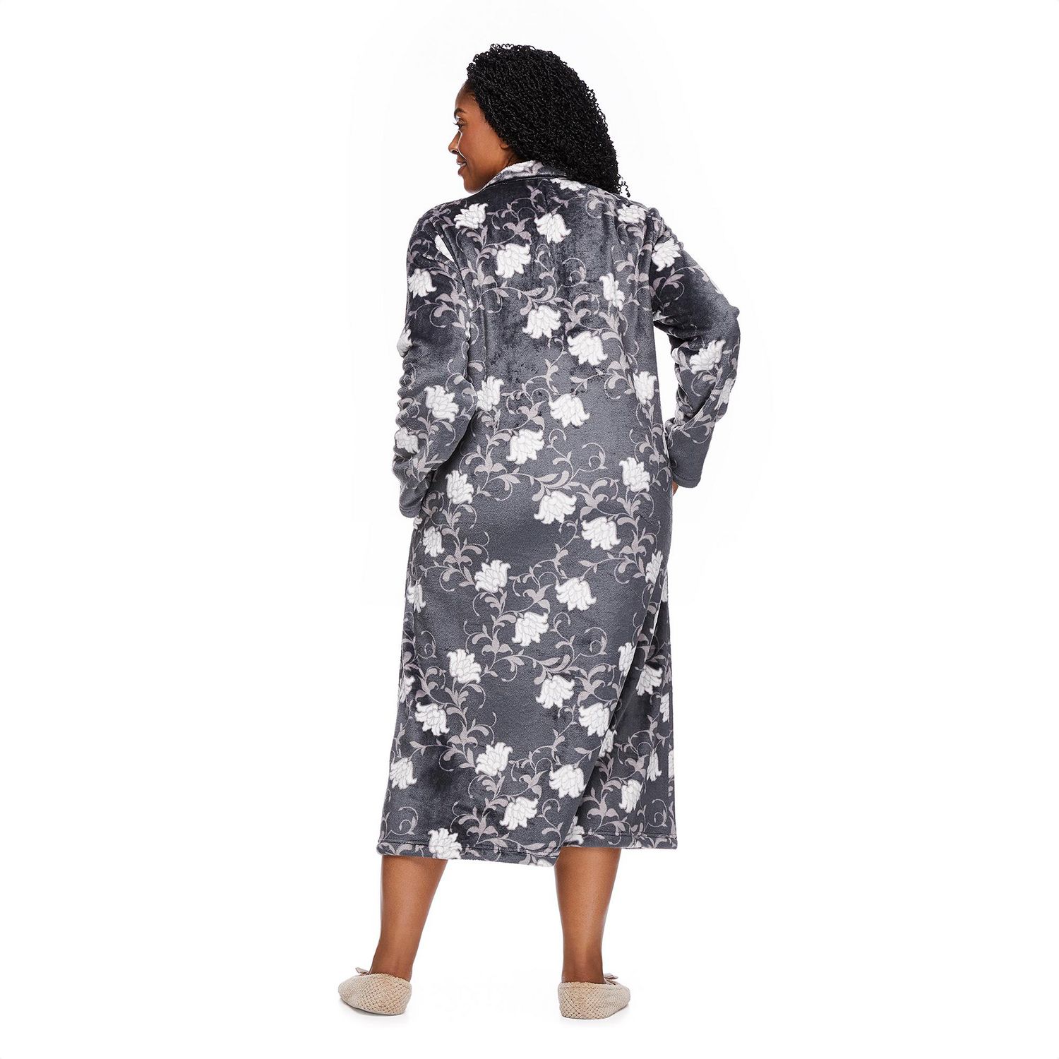 Penmans Plus Women's Plush Robe | Walmart Canada