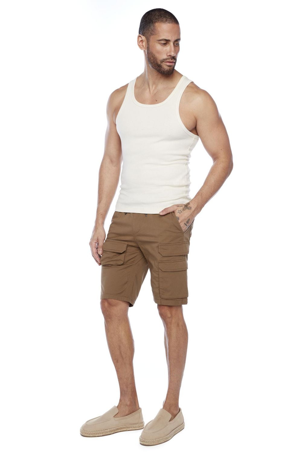 Jeaniologie ™ Short homme avec poches cargo à soufflet - Tabac