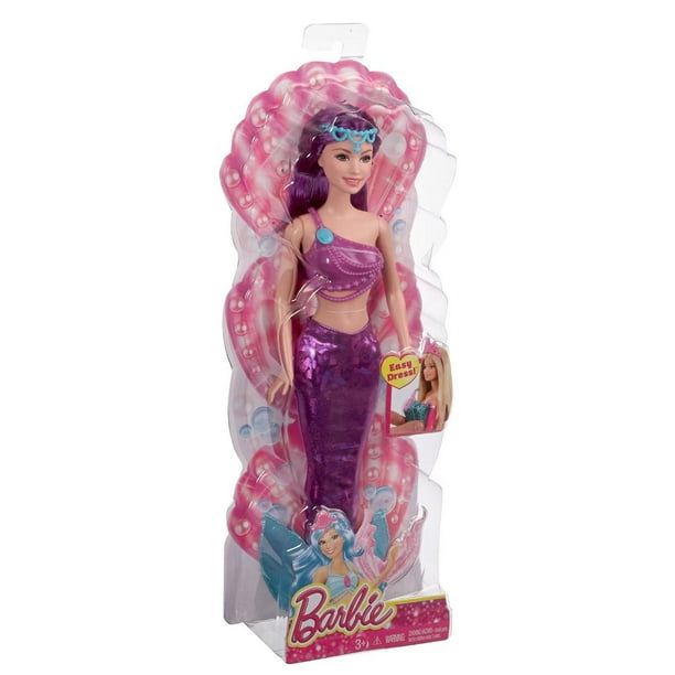 Barbie Portant Un Costume De Femme De Chat Rose