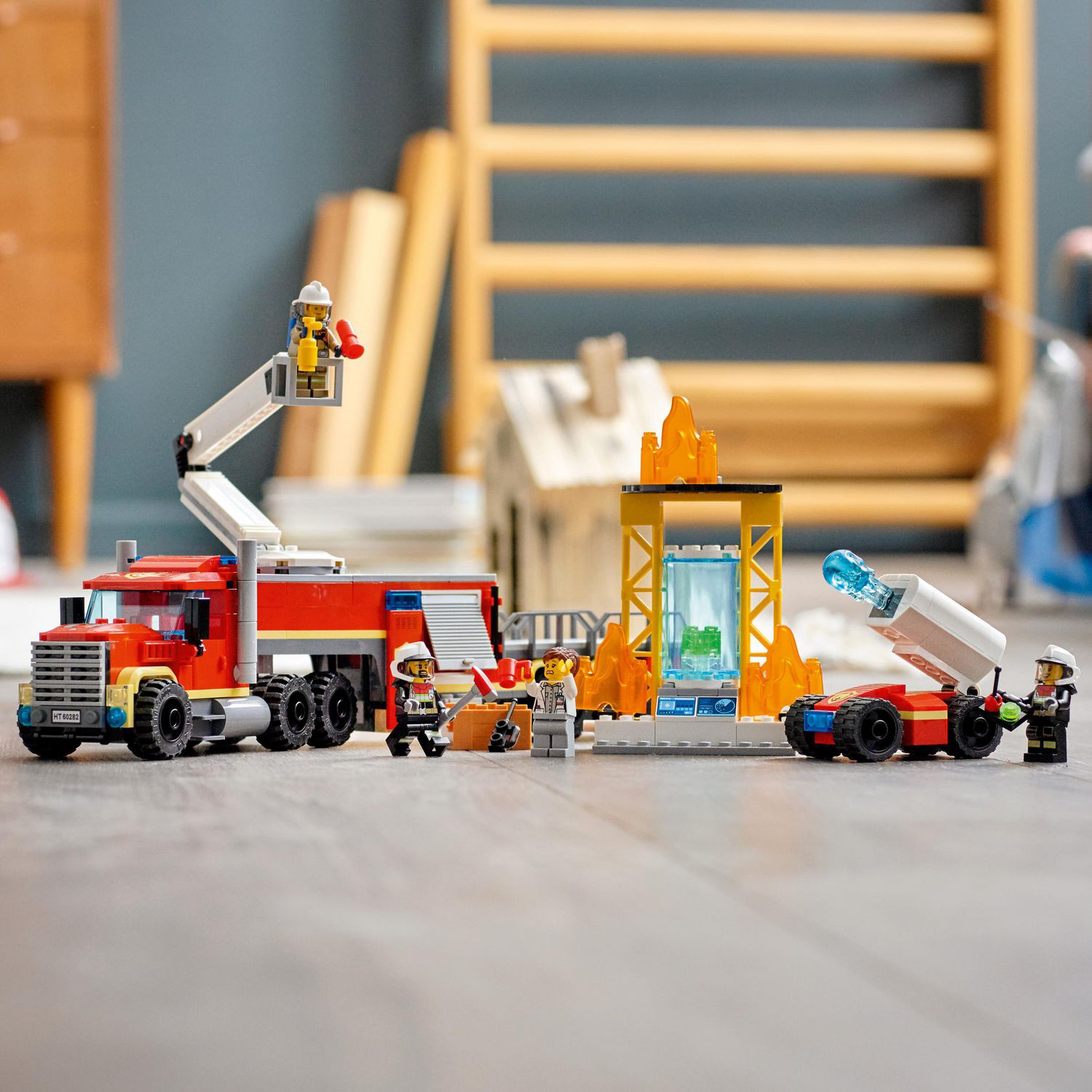 LEGO City 60282 L'unité de Commandement des Pompiers