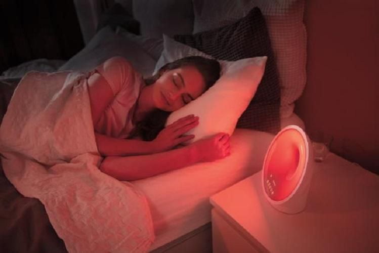 Lampe-réveil et veilleuse Philips Somneo, avec simulation d’aube et de crépuscule, blanc, HF3651/60