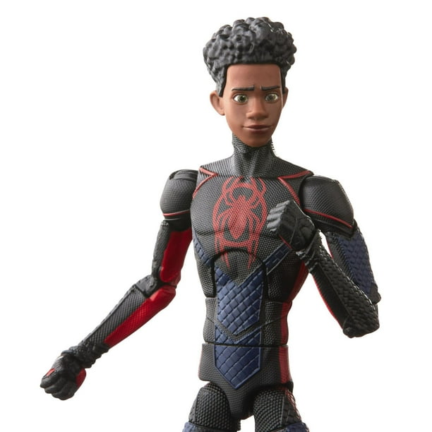 Marvel Spider-Man, figurine articulée Spider-Man super lance-toile Deluxe  de 33 cm Thwip Blast, avec autre costume et lance-toile 