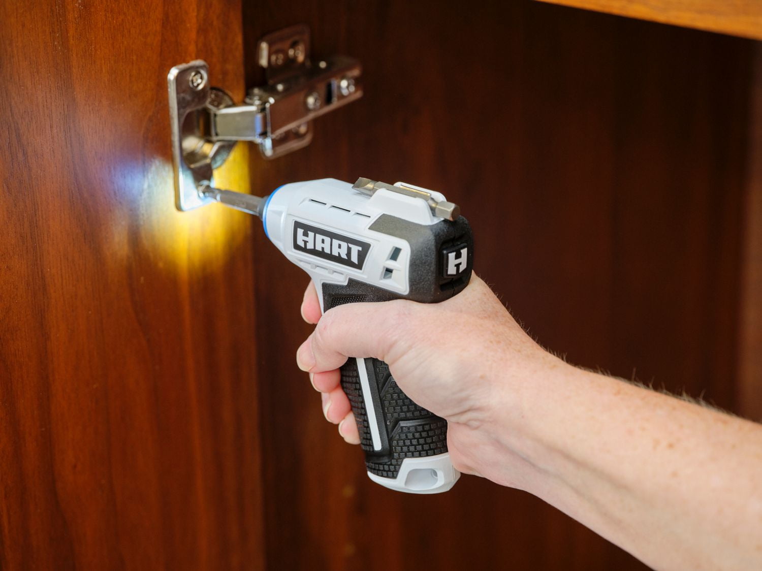 Hart deals cordless screwdriver