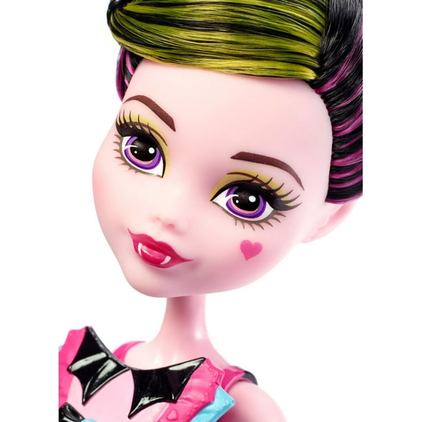 Monster High Ghoul-To-Bat Transformation Draculaura Doll 