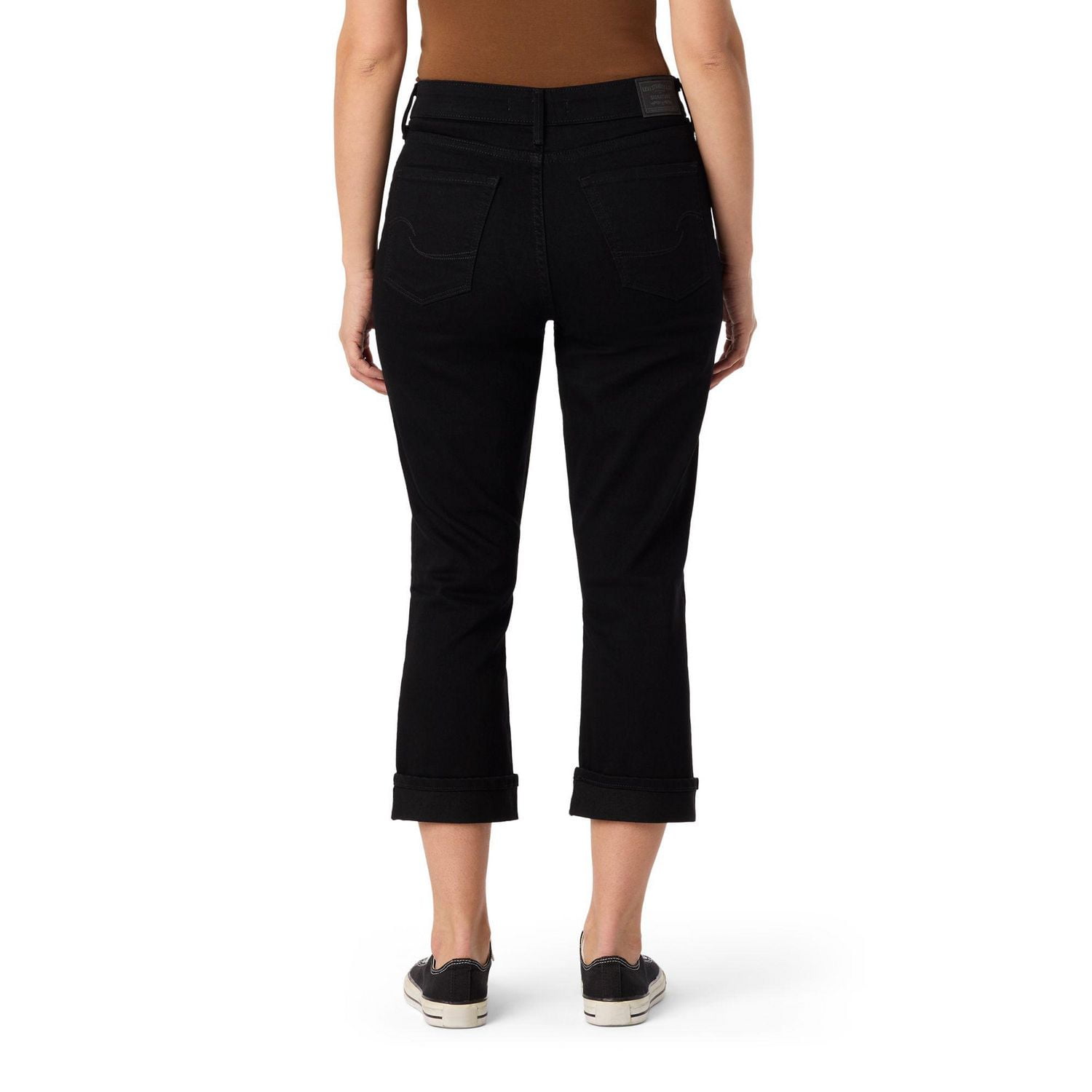Levi Strauss Signature™ Women's Mid Rise Capri (Online only)