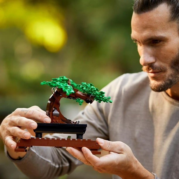 LEGO MOC Micro Bonsai Tree by pomx