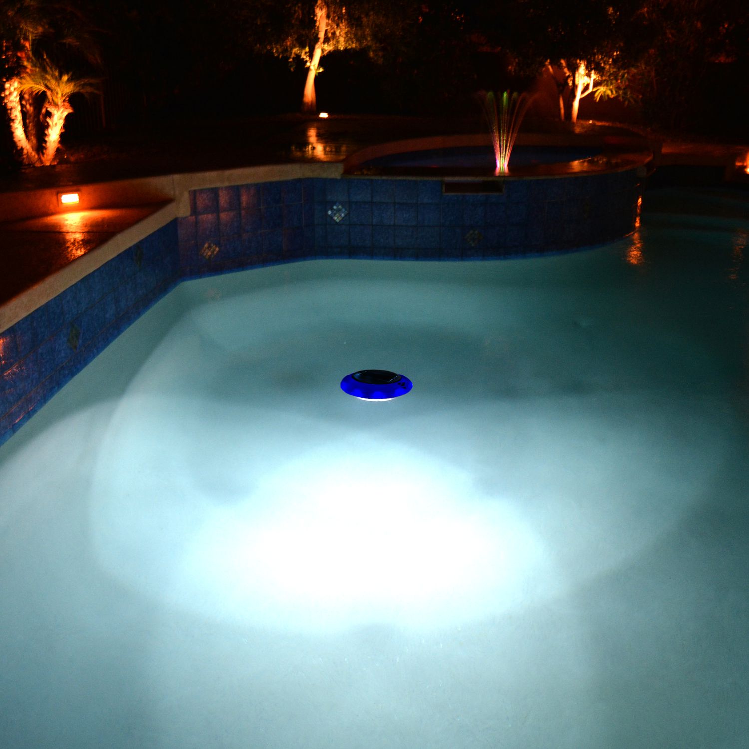 blue wave solar pool light