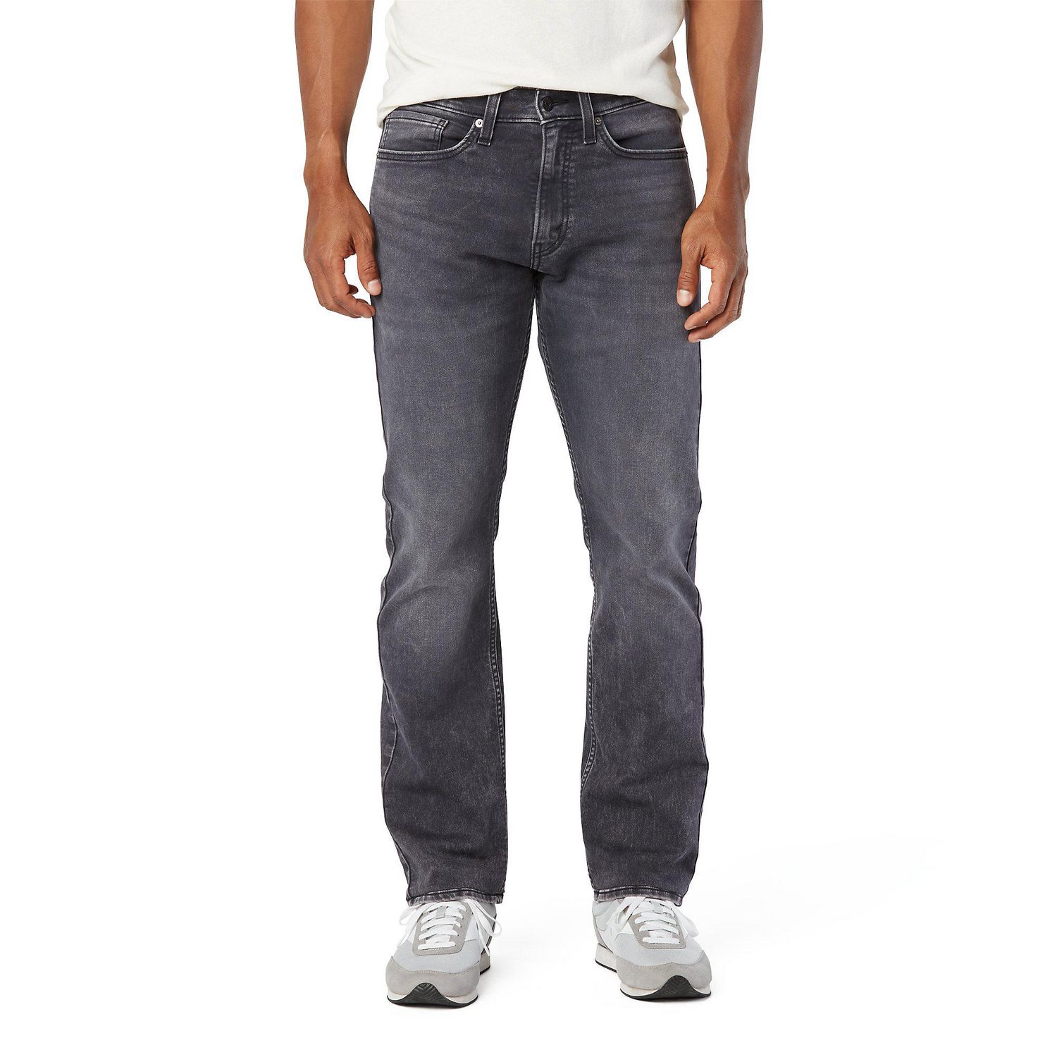 Signature by Levi Strauss & Co.® Men's Slim Straight Jeans 