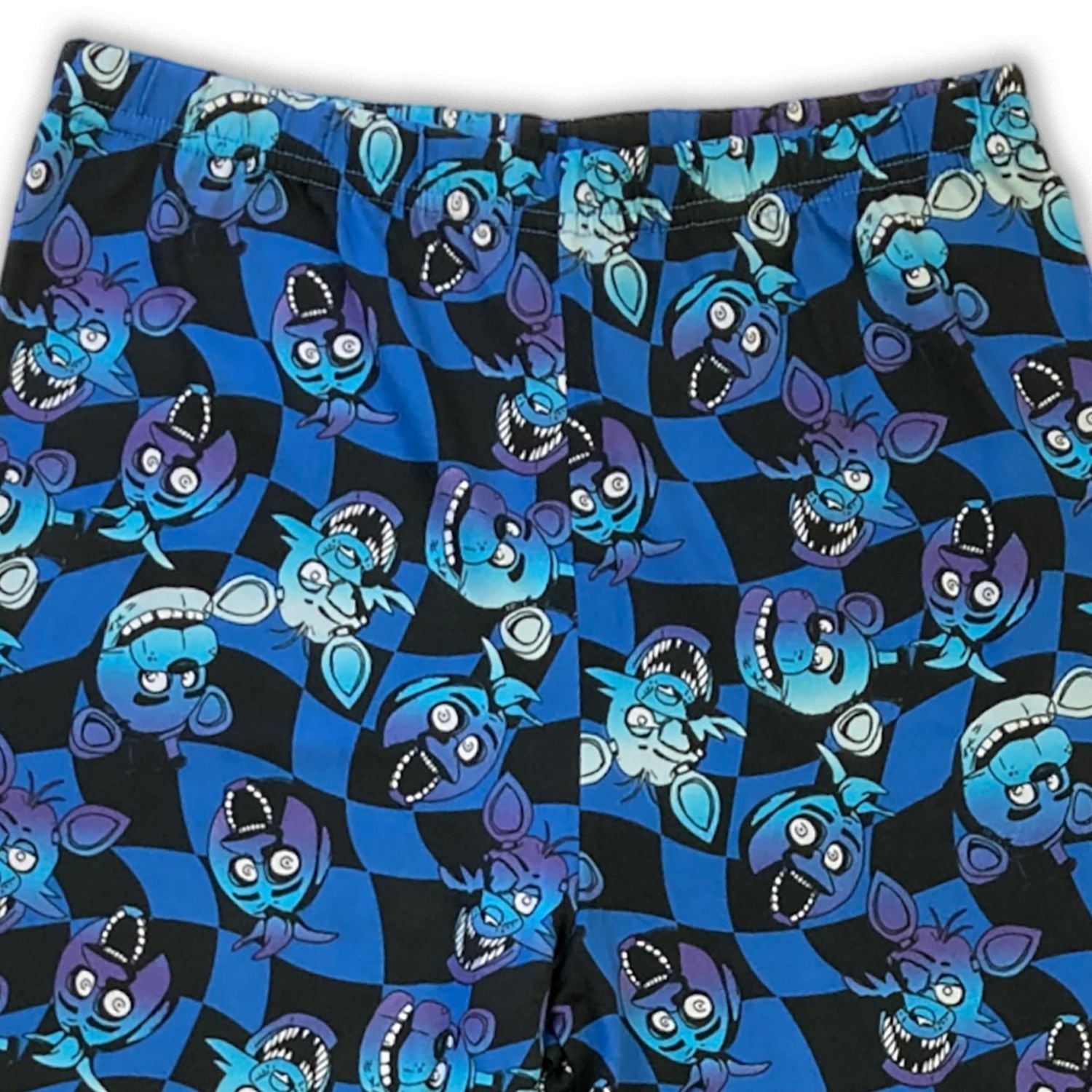 Five Night at Freddy's Ensemble pyjama garçon. Cet ensemble pyjama 2 pièces pour garçon a un col ras du cou à manches longues ainsi qu'un pantalon long avec ceinture élastique et