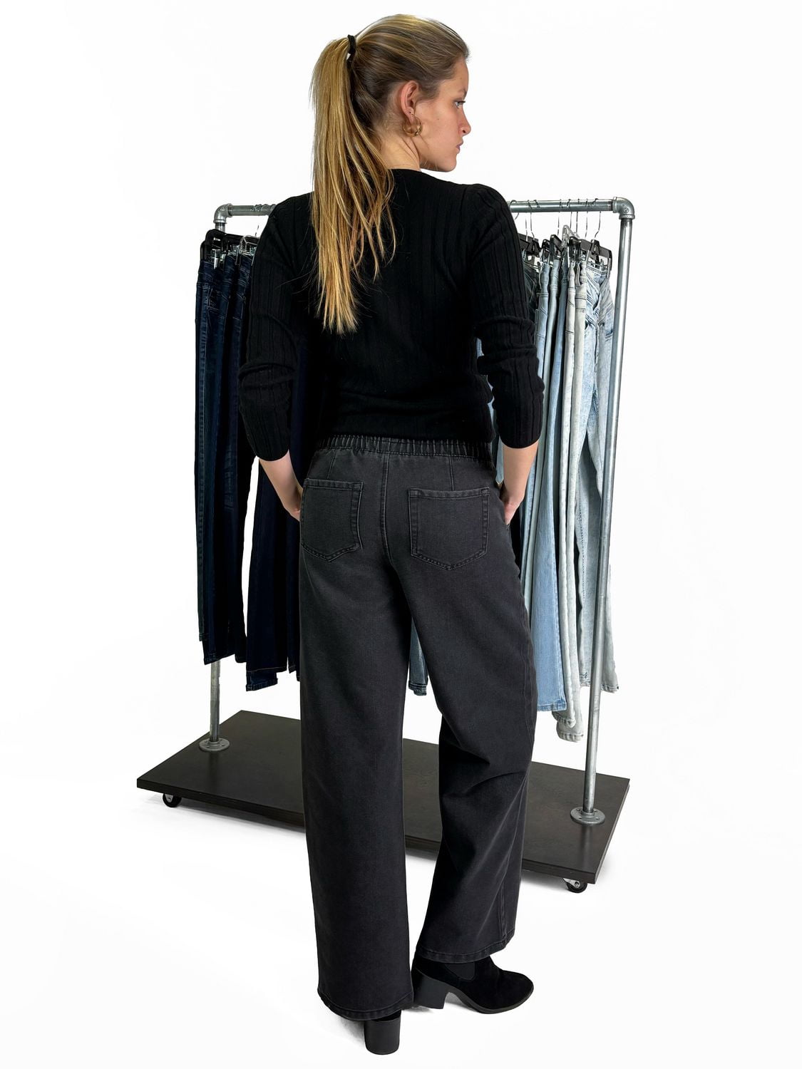 Jeaniologie ™ Ladies’  JN PULL ON SMOCKED BLACK