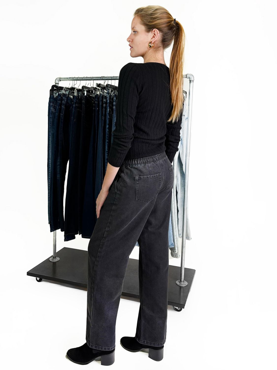 Jeaniologie ™ Ladies’  JN PULL ON SMOCKED BLACK