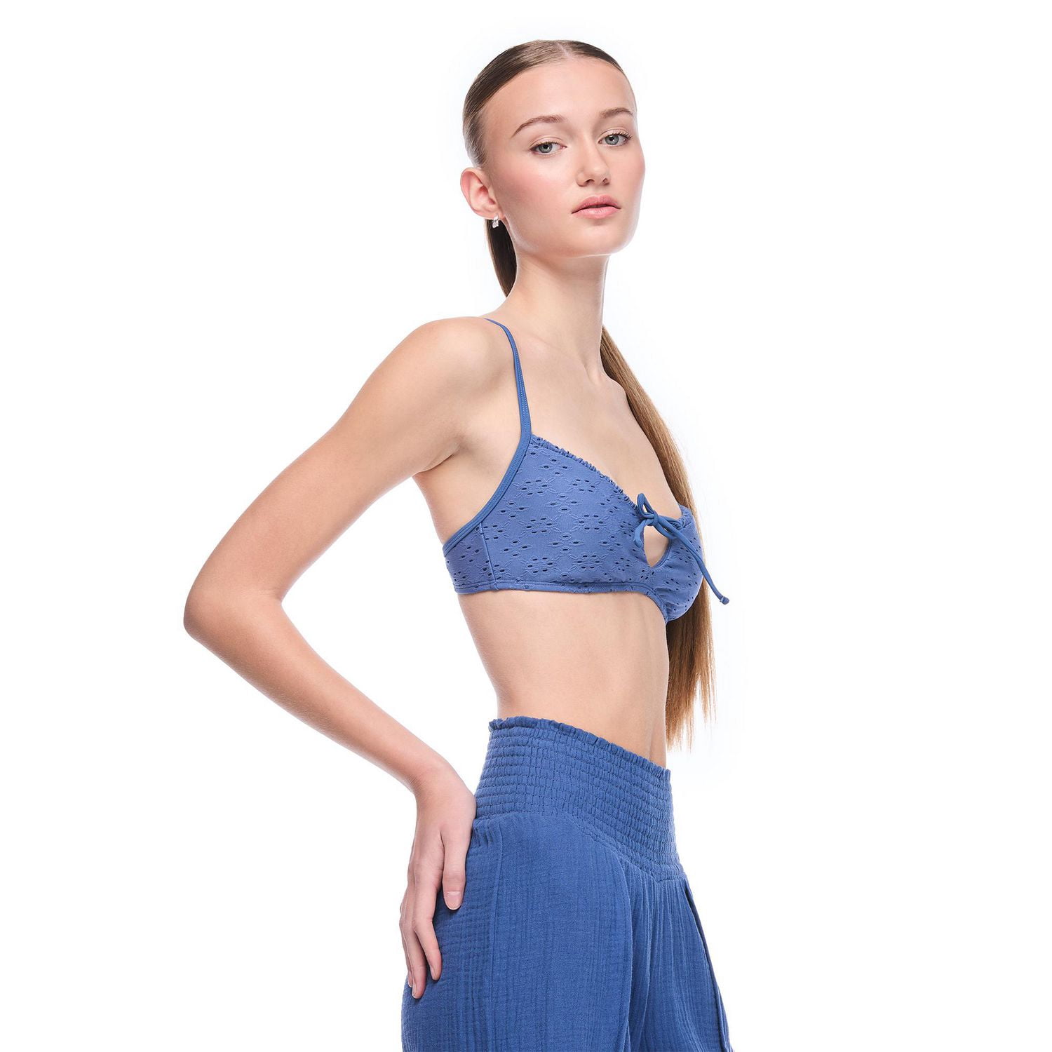 No Boundaries Women's Tie Front Bikini Top