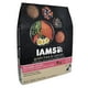 Iams® Nourriture sèche pour chiens Grain Free Naturals™ Recette avec saumon et lentilles rouges 9,3 lb – image 1 sur 3