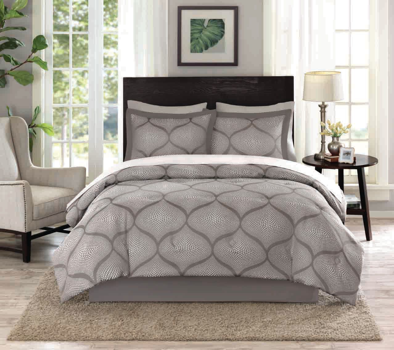 hometrends Dot Damask 8 Pieces Bed-In-A-Bag - King