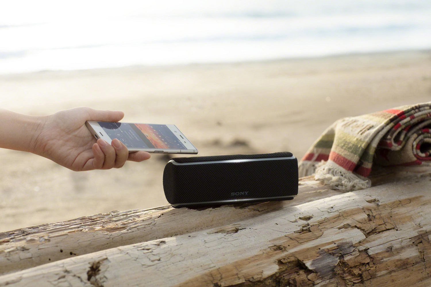 SONY XB21 Portable Wireless Bluetooth Speaker - Walmart.ca