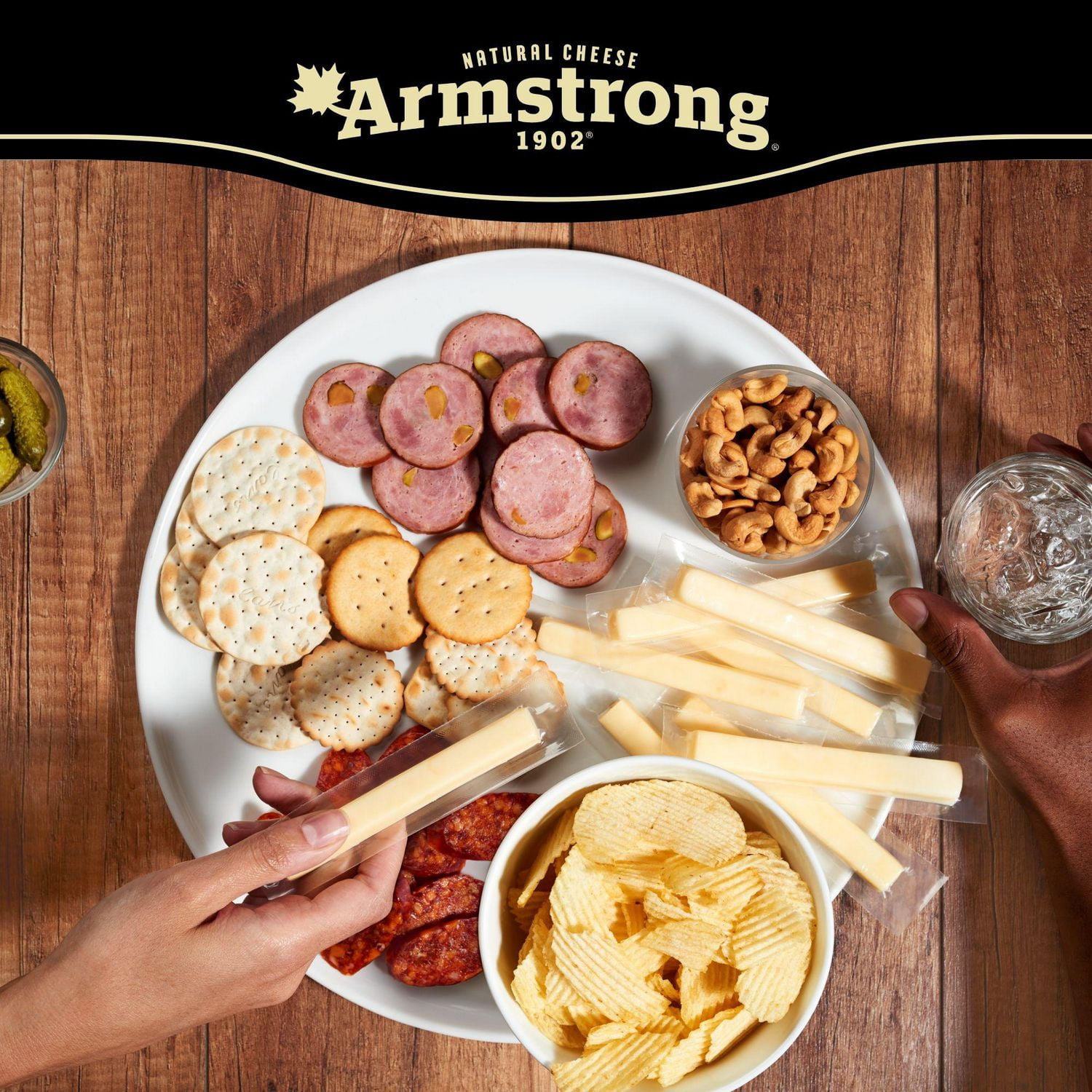 Armstrong Bâtonnets de fromage cheddar à saveur de fumée 210 g (10 bâtonnets)