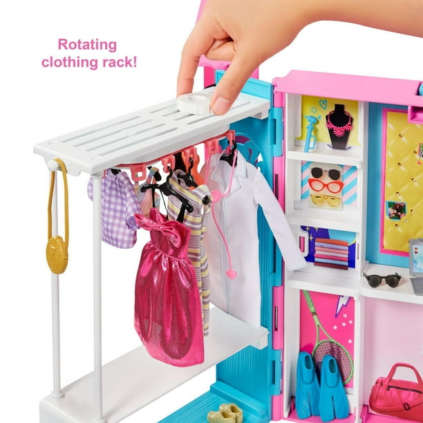 Vends dressing Barbie avec vêtements et accessoires sur Gens de Confiance
