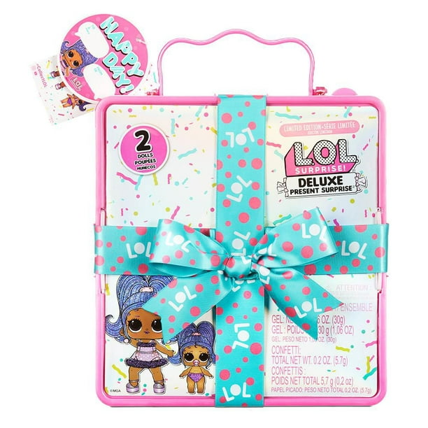 LOL Surprise Deluxe Present SurpriseMC, série 2 au thème de soirée pyjama avec poupée exclusive et Petite sœur