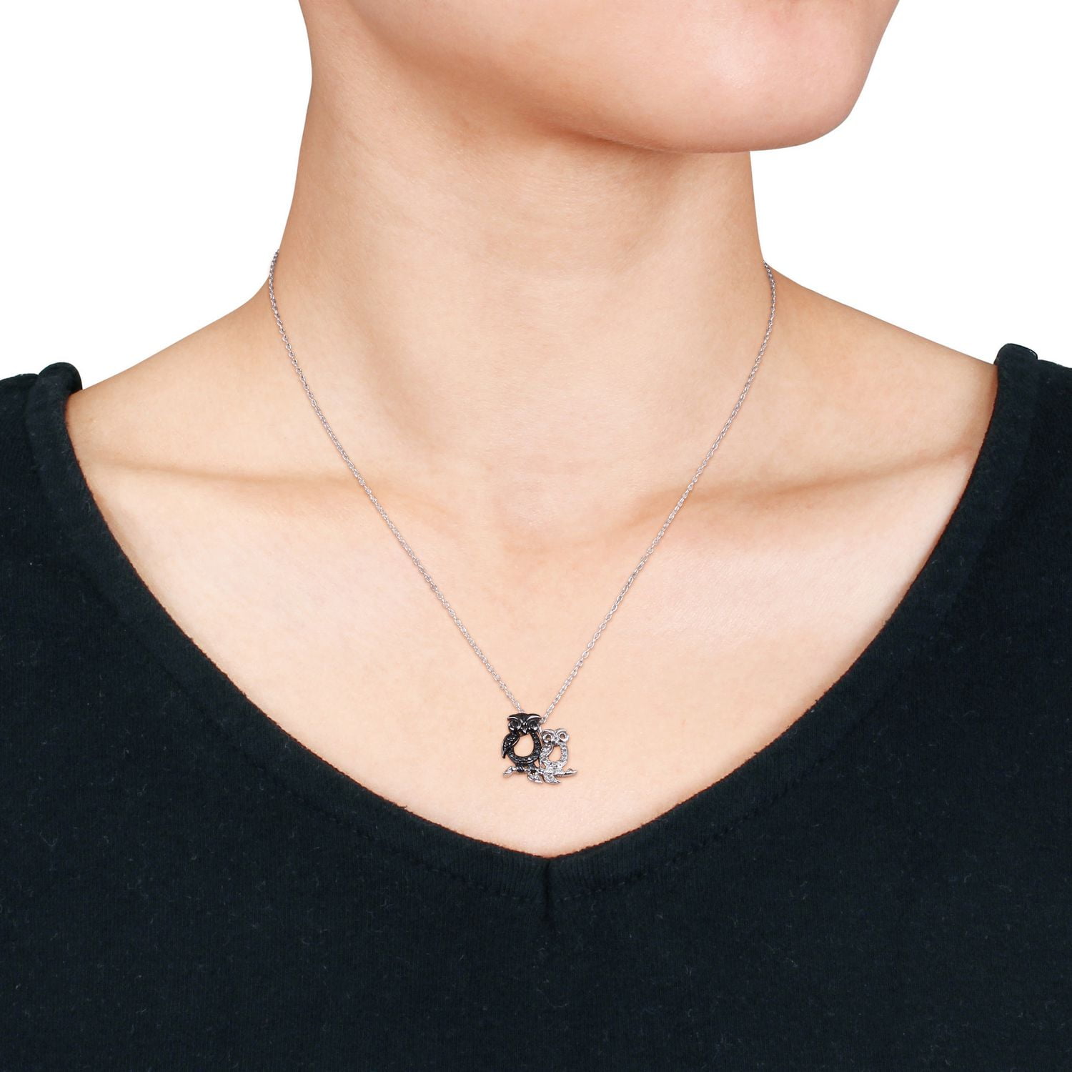 Pendentif de forme hiboux Asteria avec accents de diamants noirs en argent sterling double ton, 18 po