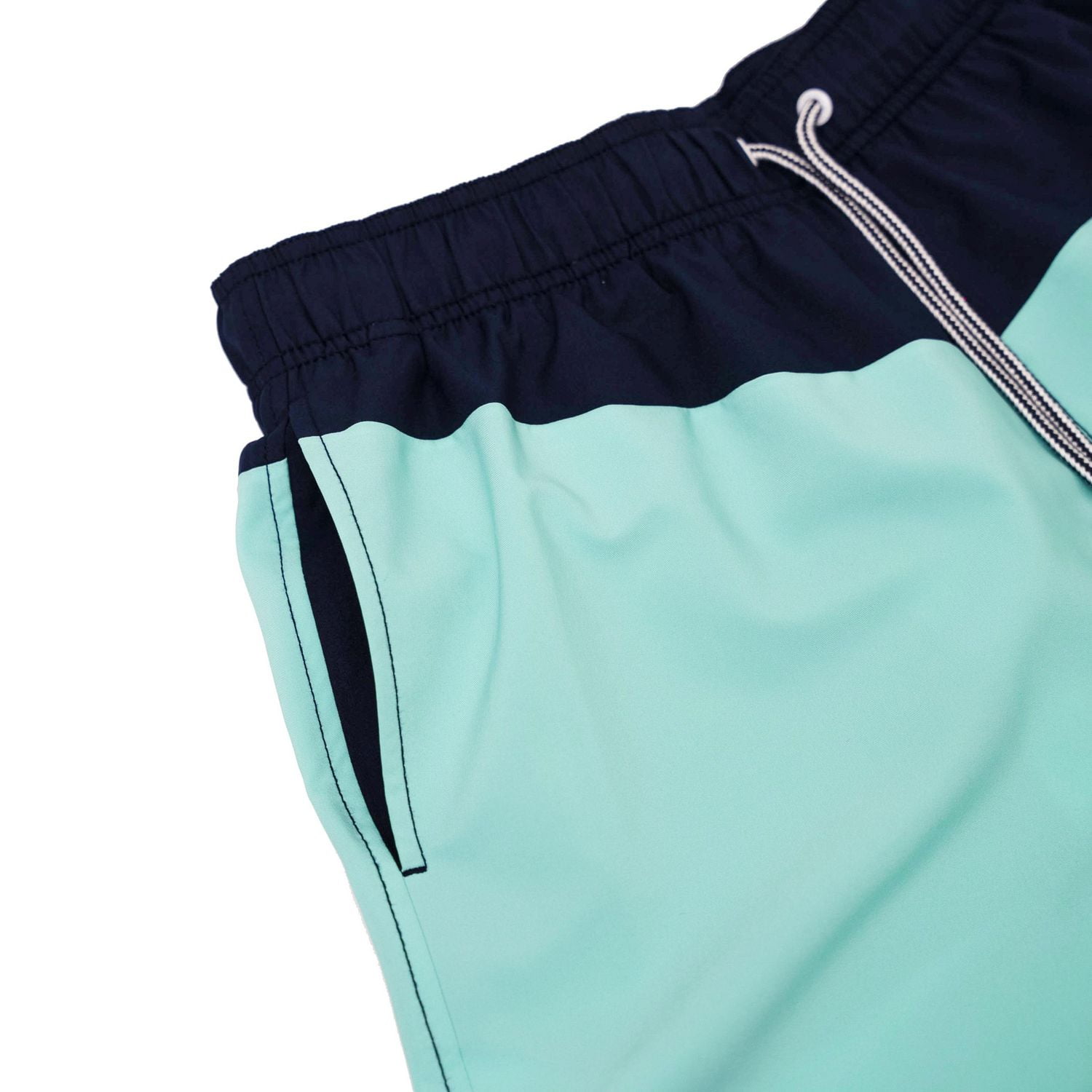 Short de volley 18 po avec chevrons et blocs de couleurs Speedo pour hommes