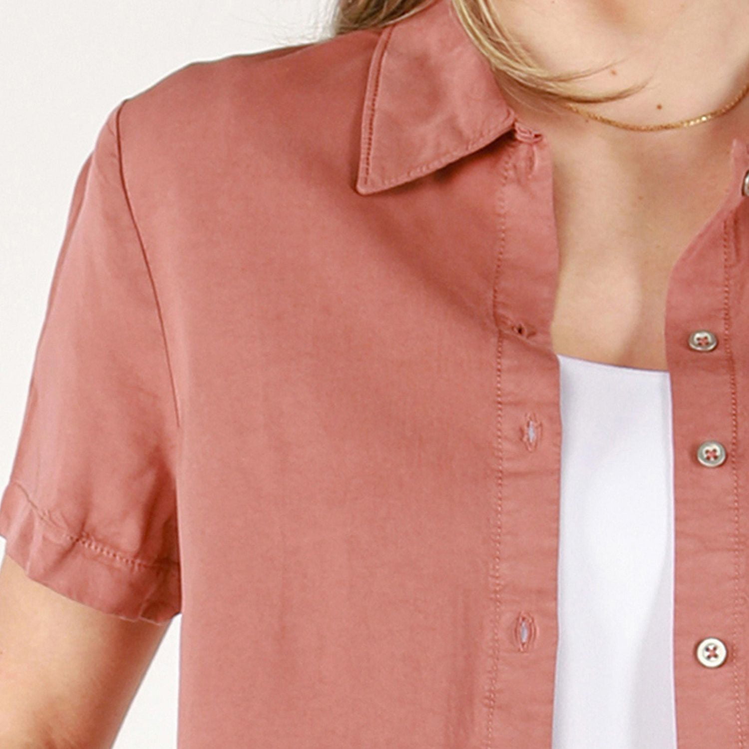 DV S/S collared button up shirt