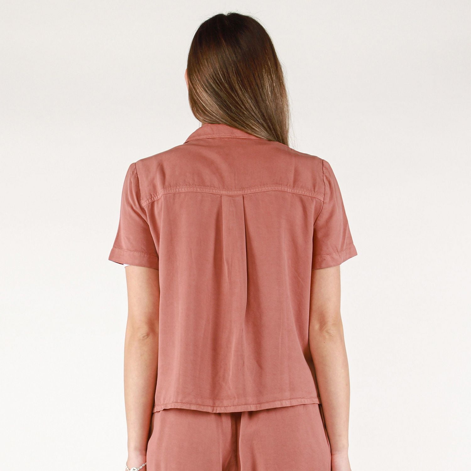DV S/S collared button up shirt
