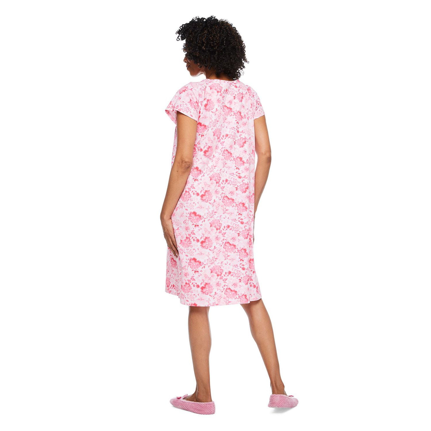 Iyla Women's Scoop Neckline Gown, Sizes S-XL