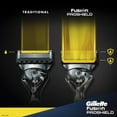 thumbnail image 4 of Trousse de rasage ProShieldMC FusionMD de GilletteMD, 4 of 8