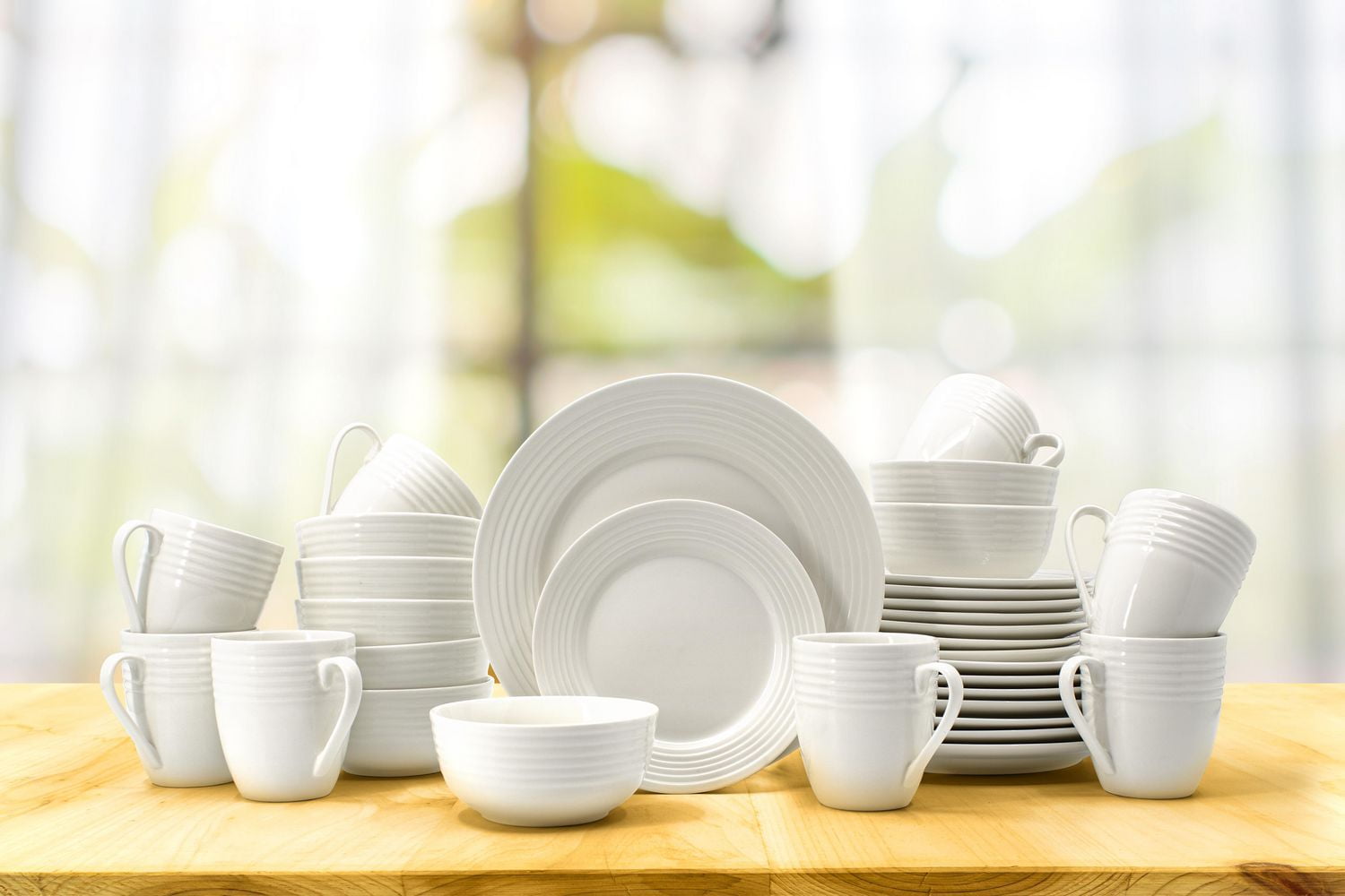 Hometrends dinnerware 2024