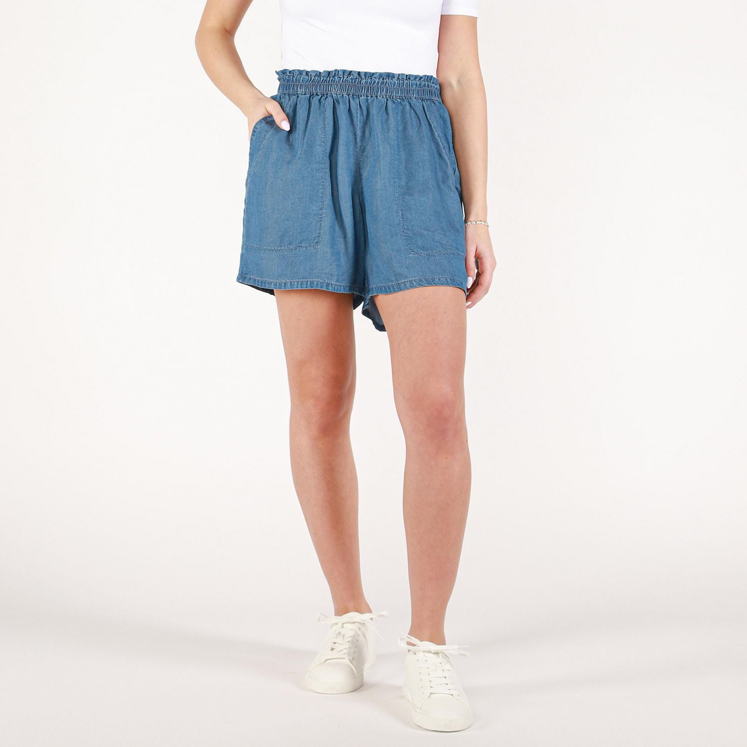 DV Short plissé avec ceinture élastique froncée
